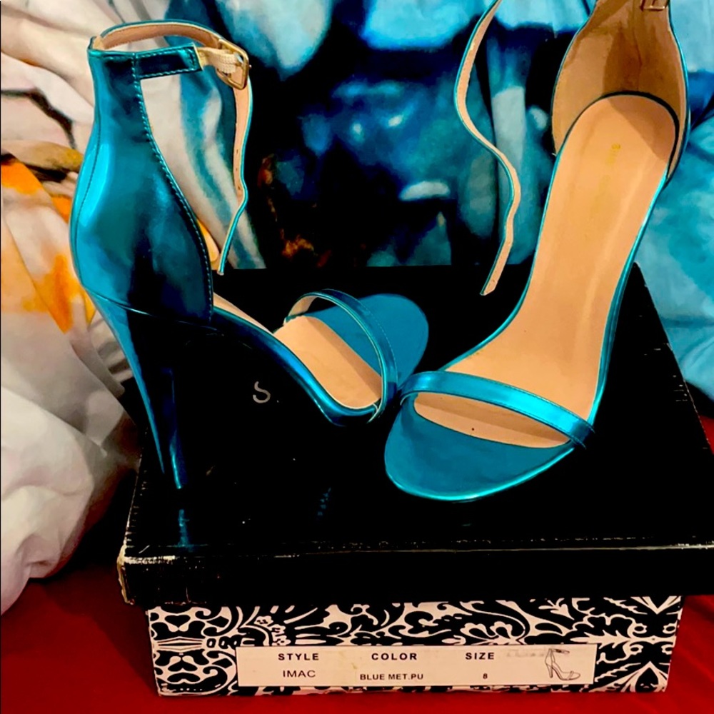 Brand new blue heels